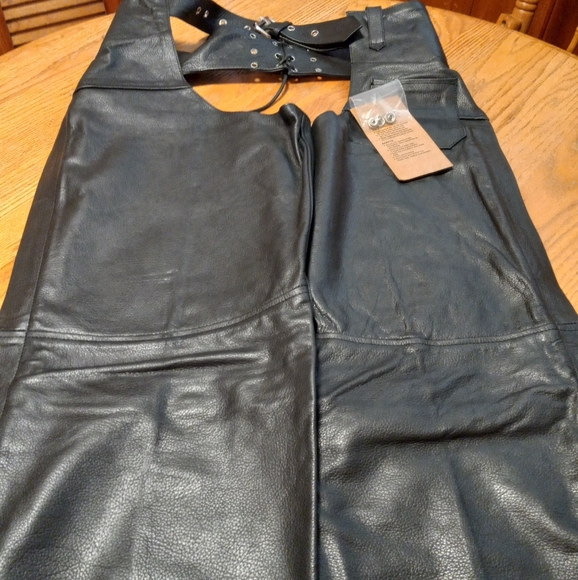 NWT River Road Men's Black Leather Motorcycle Chaps Size XL - Picture 11 of 16